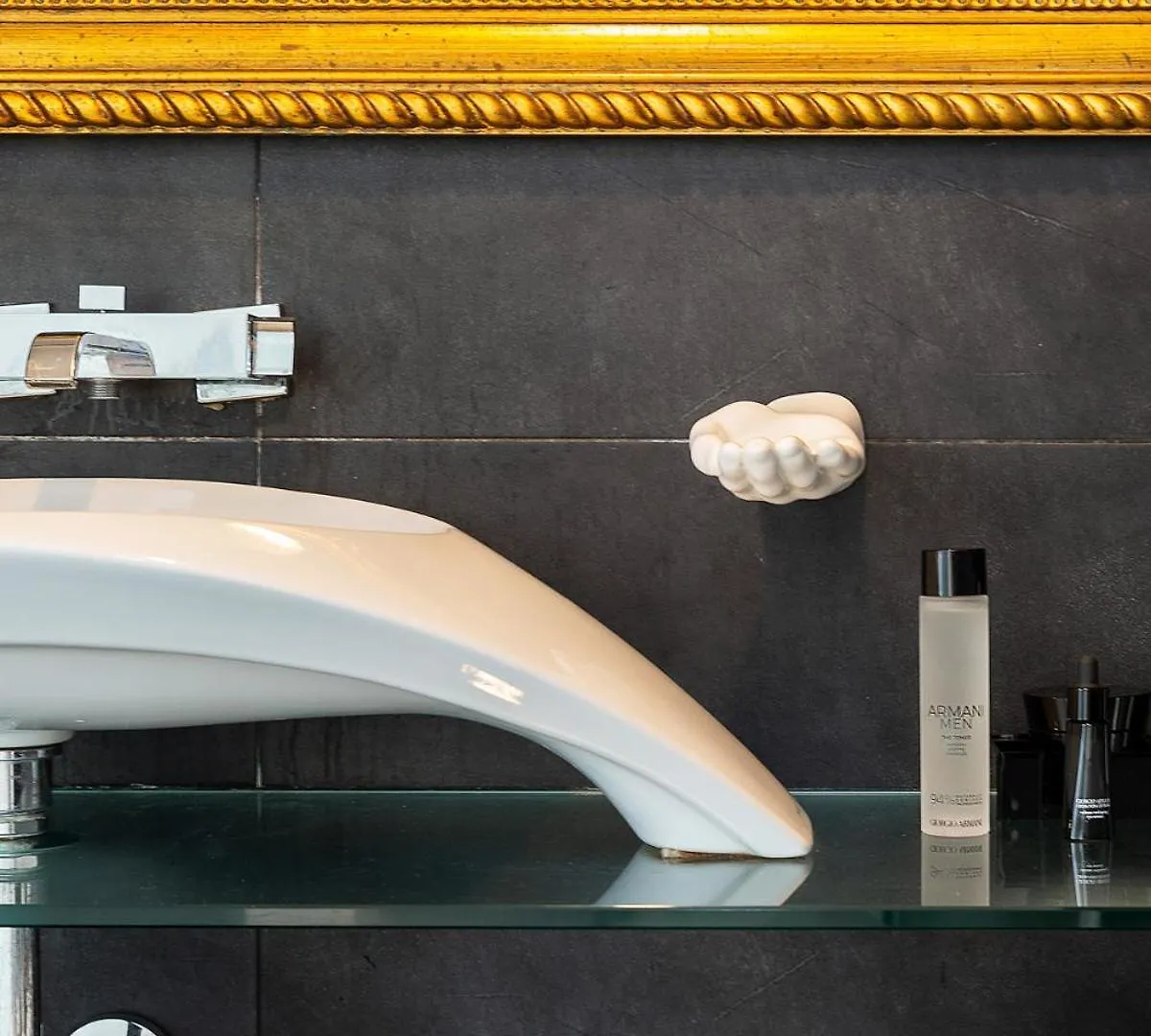 Apartment The Boutique Houses - Iconic Suite In Galleria Duomo With Private Parking Mailand Italien